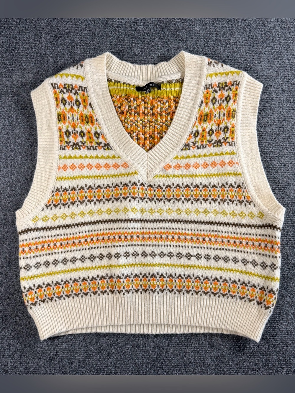 Love Tree Fair Isle V-Neck Sweater Vest Geometric Knit Sleeveless Crop Size Med